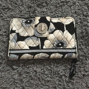 Vera Bradley Camellia zip around wallet