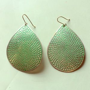 🌸Spring Cleaning 🌸 leaf style earrings