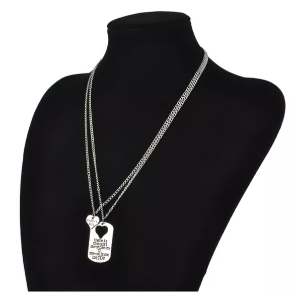 🆕 (D25)🚨LAST ONE🚨 Daddy/Daughter Necklace - Picture 2 of 4