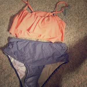 Cupshe swimsuit/high waisted bottoms