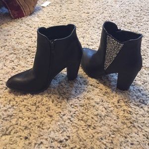 Olivia Miller bling boots.