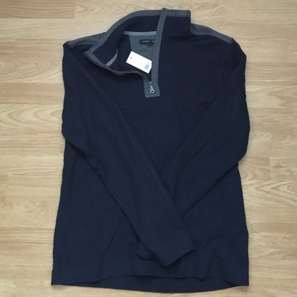 Men's sweater