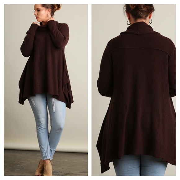 🌺HOST PICK 12/5🌺COZY KNIT SHARKBITE SWEATER - Picture 2 of 3