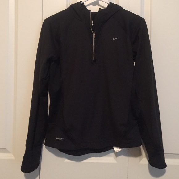 NikeFITDRY 1/4 zip top with hood