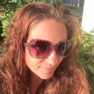 Meet your Posher, Brandi