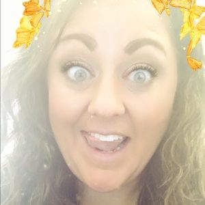 Meet your Posher, Candace