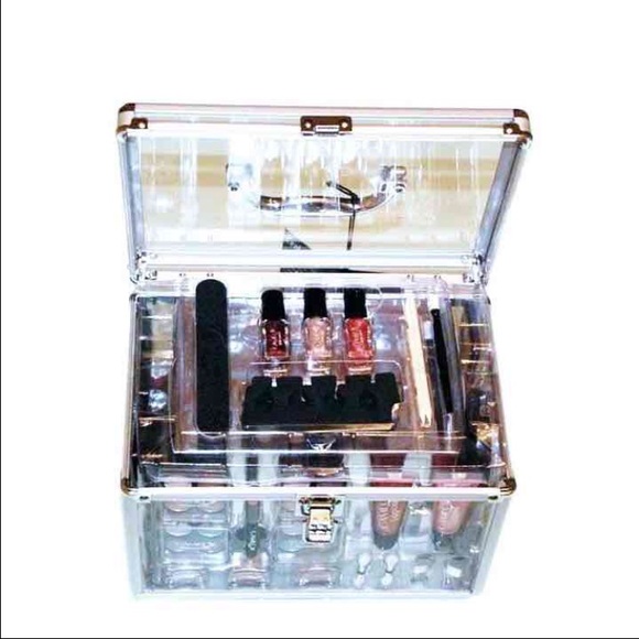 Cameo makeup set - Picture 3 of 4