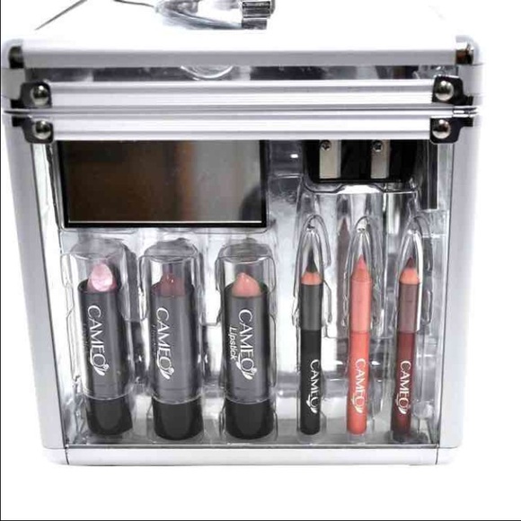 Cameo makeup set - Picture 4 of 4