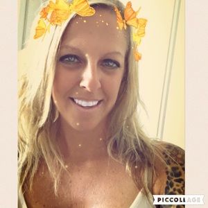 Meet your Posher, Brooke