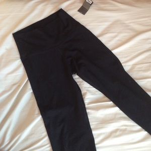 Black cropped legging