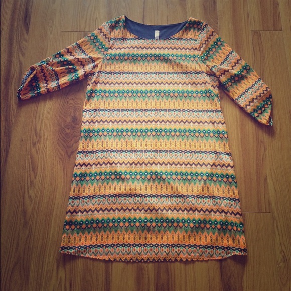 Francesca's orange print shift dress