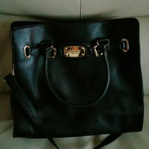 Would prefer to trade for smaller purse & wallet