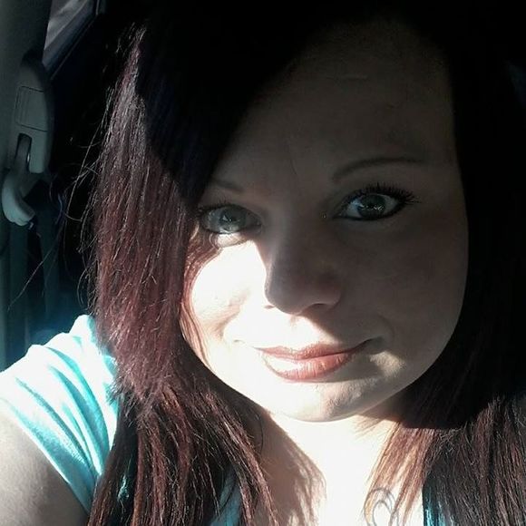 Meet your Posher, Jessica - Picture 1 of 1