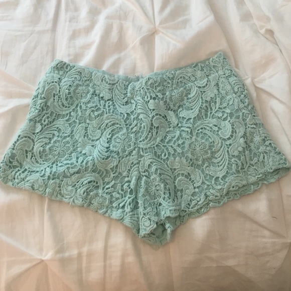 Francesca Tiffany blue lace shorts