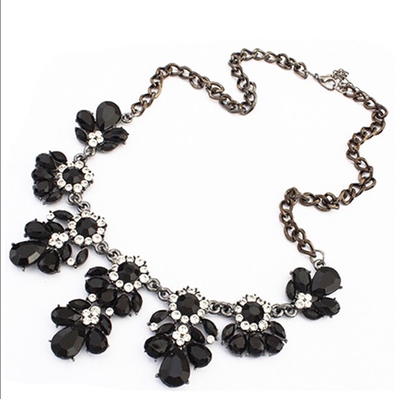 Super Chic Black & Crystal Statement Necklace - Picture 5 of 5
