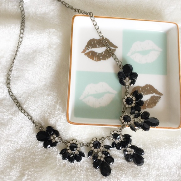 Super Chic Black & Crystal Statement Necklace - Picture 3 of 5