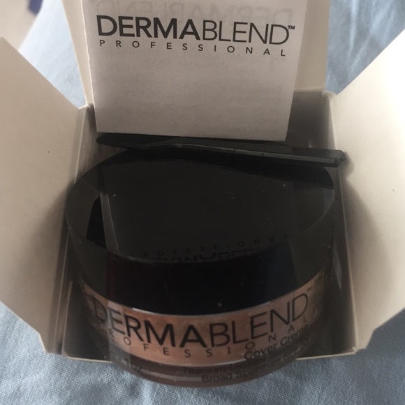SALE!  Make up: Dermablend Cover Creme