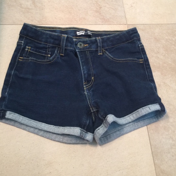 Levis jean shorts