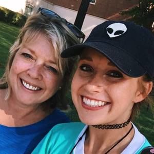 Meet your Posher, Christi