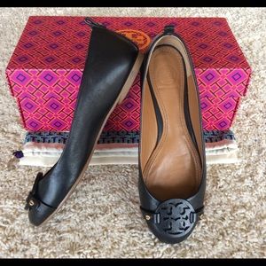 ❌SOLD❌Tory Burch mini miller flat- veg nappa