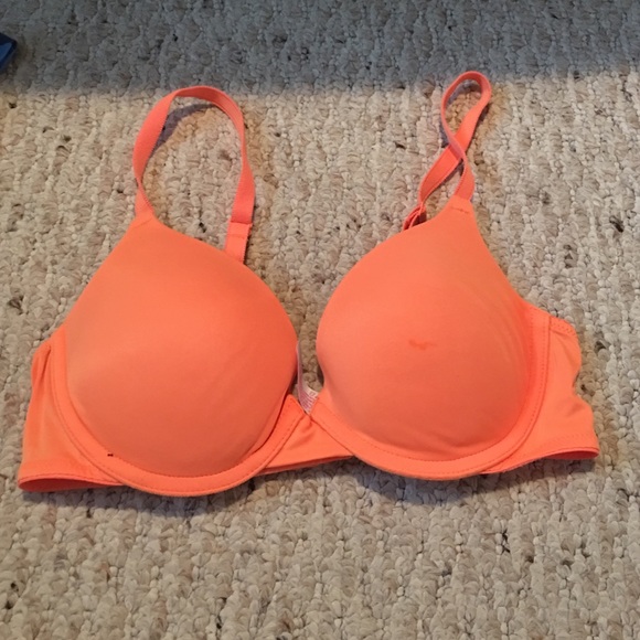 PINK Victoria's Secret Push up bra