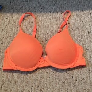 PINK Victoria's Secret Push up bra