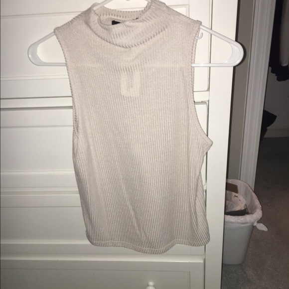 Turtleneck tank