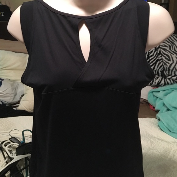 Top - Picture 2 of 4