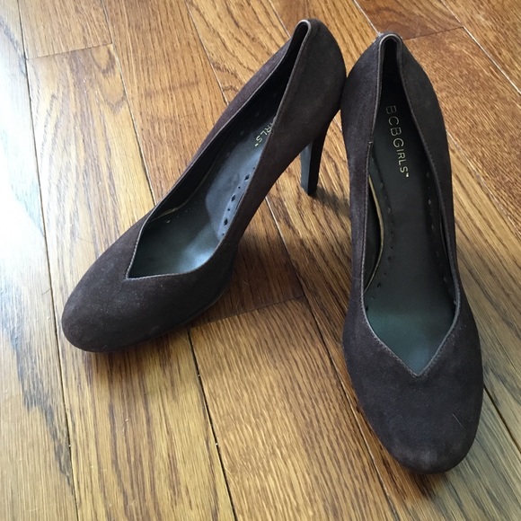 Brown, suede pumps