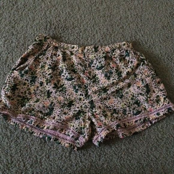 Floral print shorts