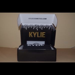 KYLIE COSMETICS ENTIRE BDAY COLLECTION (no minis)