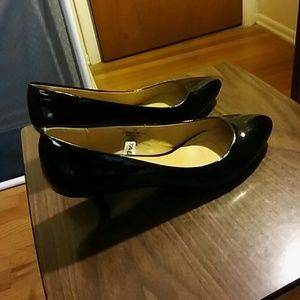 Merona kitten heels size 11m