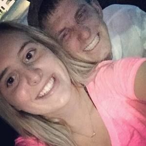 Meet your Posher, Sidney