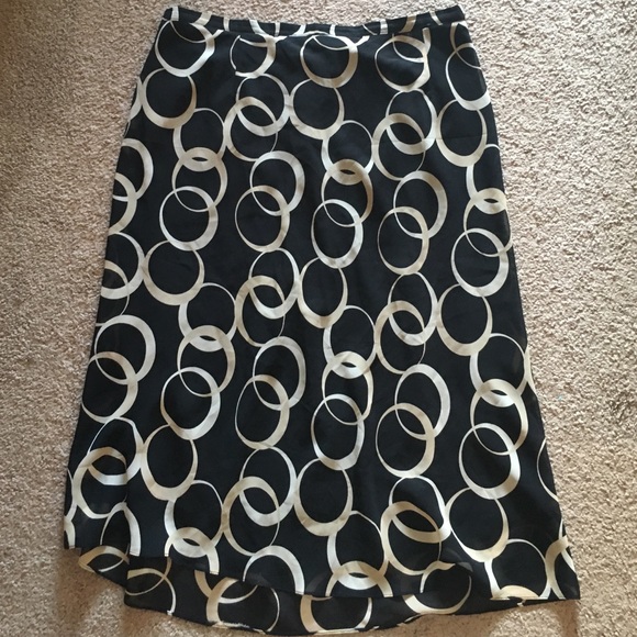 Mid-length skirt
