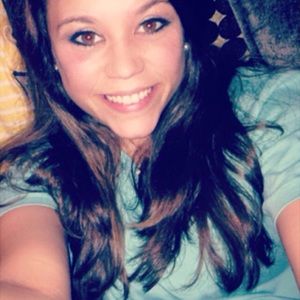 Meet your Posher, Amie