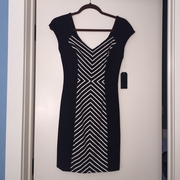 GUESS Stretch Dress