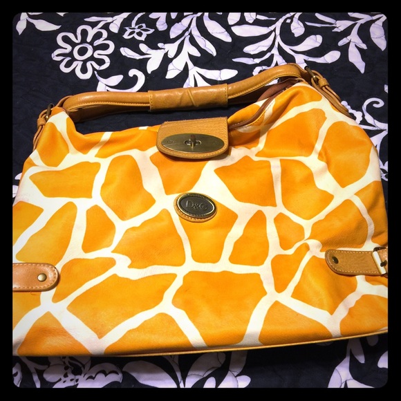 Yellow Giraffe Purse