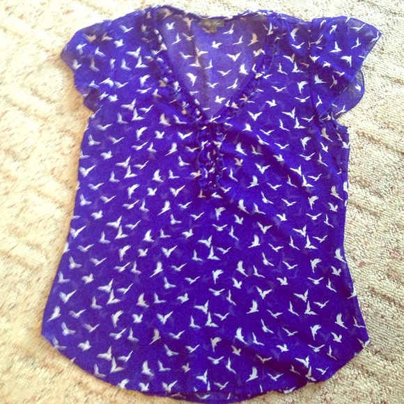 Flutter sleeve bird chiffon top
