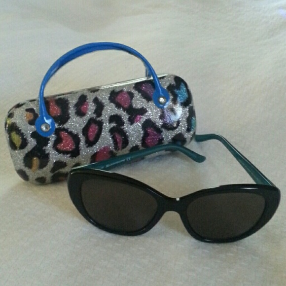 J Lo Prescription Sunnies