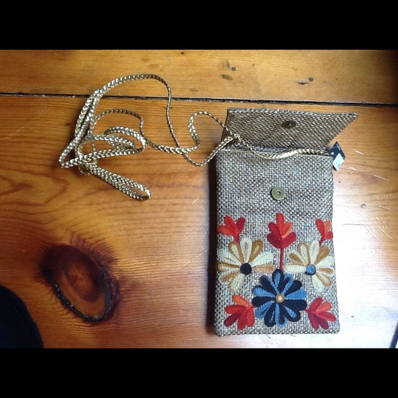 Cross-body Embroidered Flower Bag from India - Picture 3 of 4