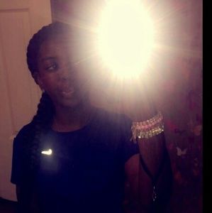 Meet your Posher, Leondria