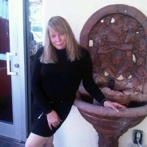 Meet your Posher, Adreain