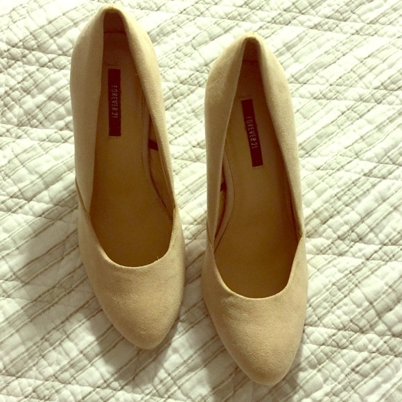 Nude color suede heels