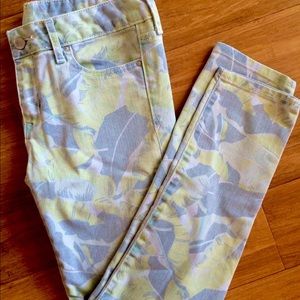 Rare Tropical print gap skinny jeans
