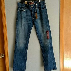 NWT Levis