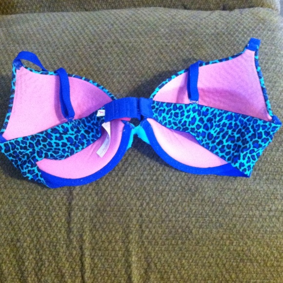 Victoria's Secret push-up Bra - Picture 2 of 2