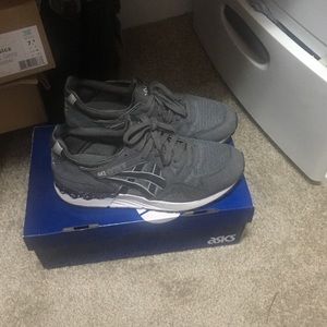 Gel lyte v gs grey/dark grey