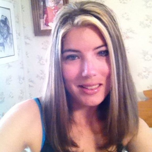 Meet your Posher, Deena
