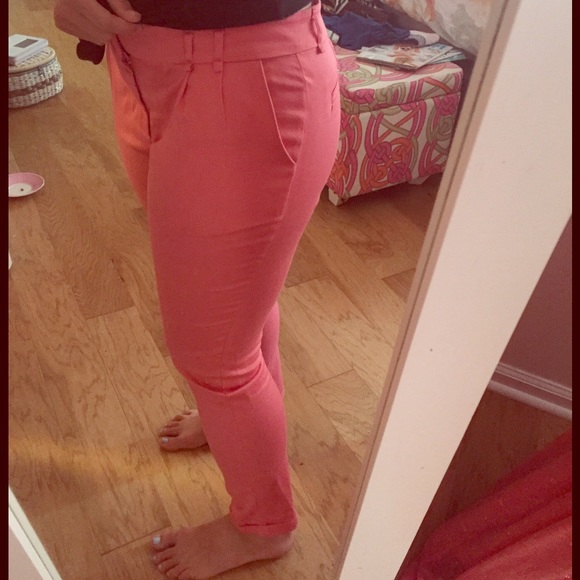 Bright coral pleated pants from modcloth