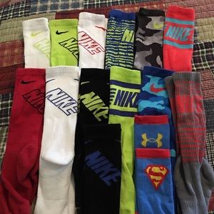 Long Nike Socks Youth Medium 13 pairs